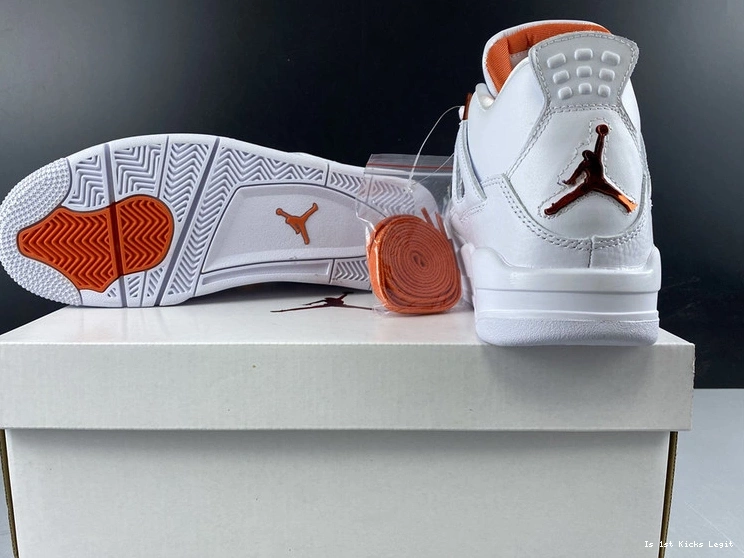 “Metallic Jordan Orange” CT8527-118 4 Air  1017